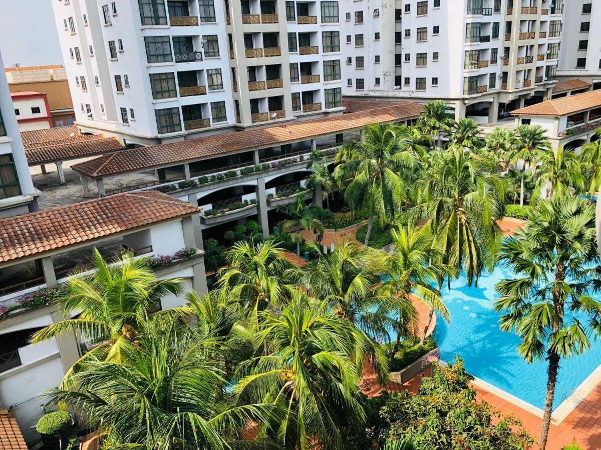 Lovely2stay@mahkota